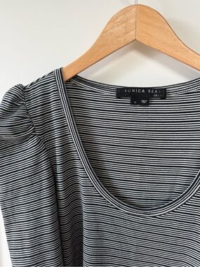 Veronica Beard Navy White Stripe Scoop Tee Medium
